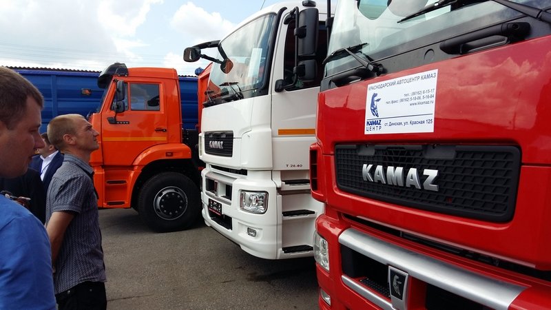 В Краснодаре прошла презентация образцов грузовой спецтехники КАМАЗ 