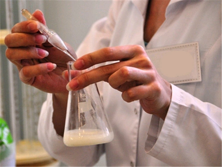 На рынке появится прибор, позволяющий одновременно анализировать соматические клетки и общую бактериальную обсеменённость в сыром молоке  за короткие сроки
