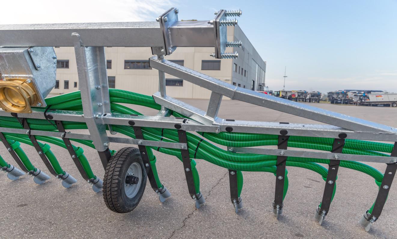 Fliegl представляет новое поколение систем для внесения органических удобрений SKATE 2.0